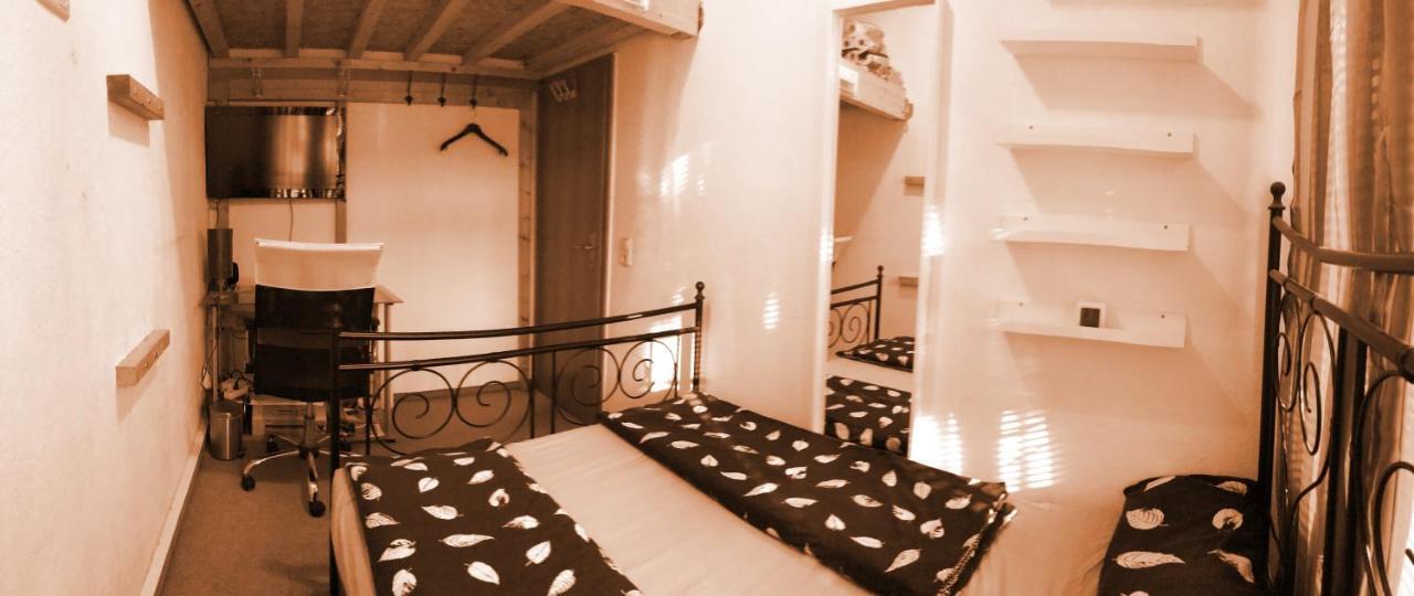 zentrumnahe Privatzimmer Erfurt Exterior foto