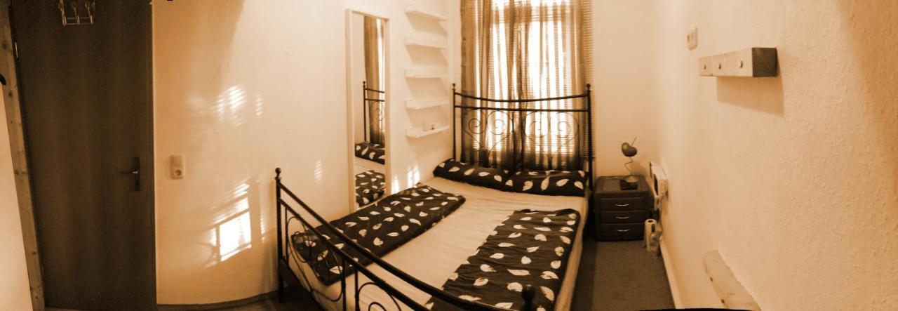 zentrumnahe Privatzimmer Erfurt Exterior foto
