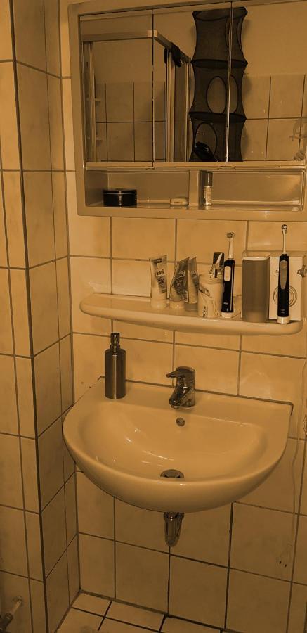 zentrumnahe Privatzimmer Erfurt Exterior foto