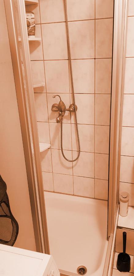 zentrumnahe Privatzimmer Erfurt Exterior foto